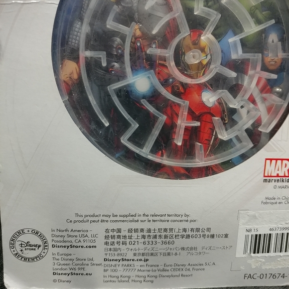 New Marvel Avengers 5" Pinball & Maze Game Disney Store 2 Games in 1 - Picture 14 of 16